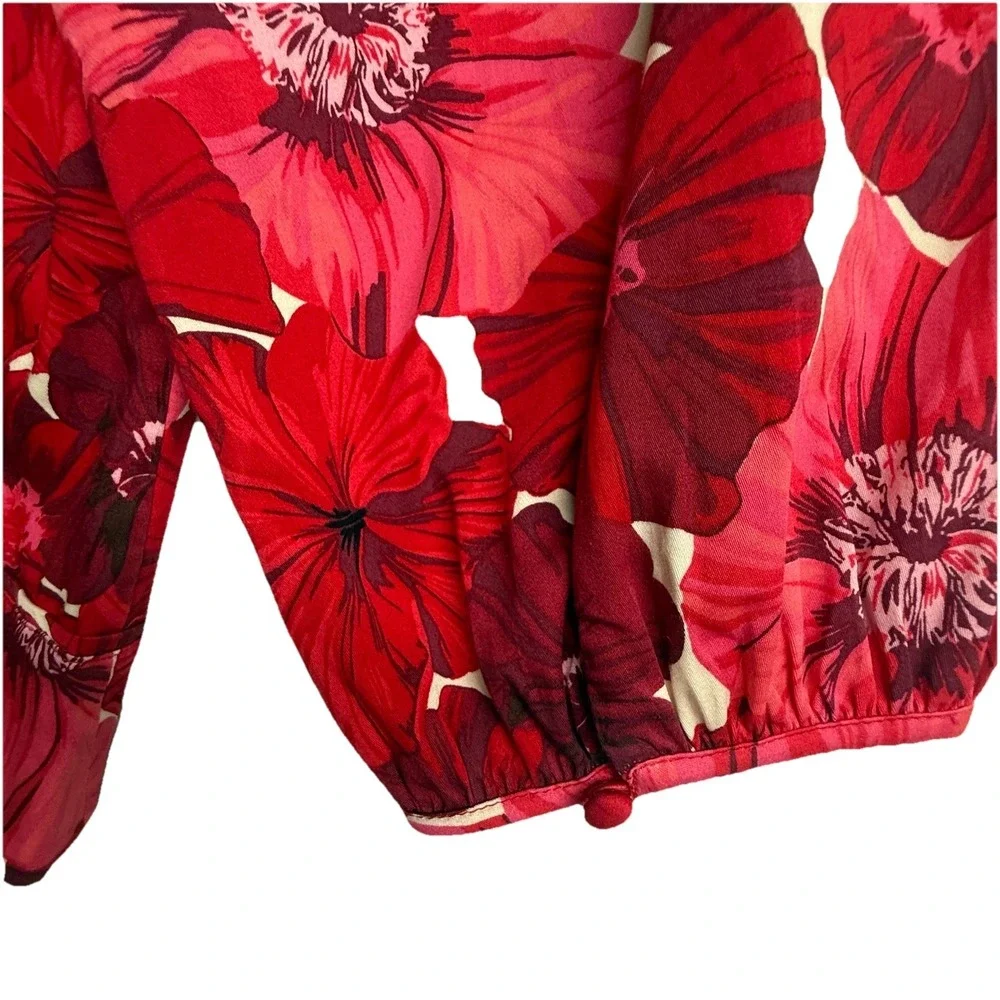 Crown & Ivy Floral Blouse Womens L Red Ruffle Neck Boho Peasant Top - Picture 13 of 13